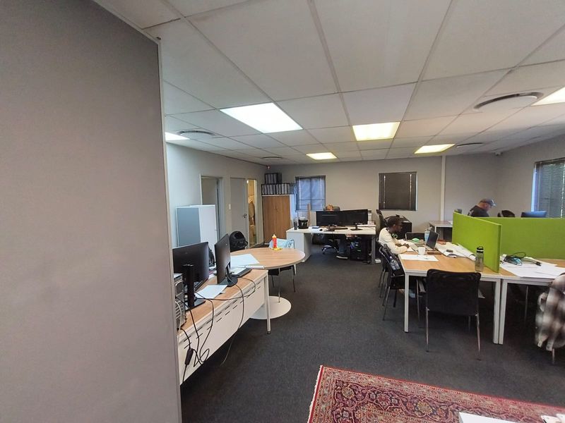 Prime 170m2 Office To Let in Secure Route 21 Corporate Park, Irene - Excellent Accessibility - Photo 7