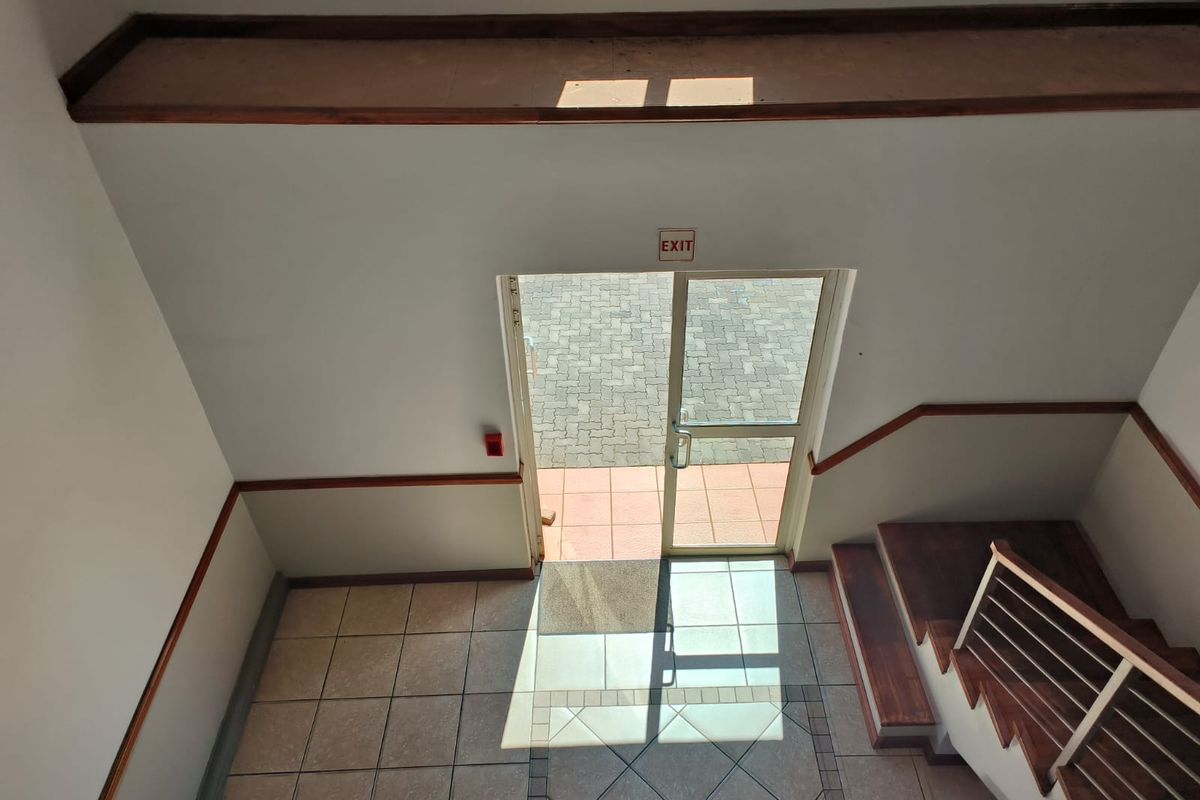 Prime 170m2 Office To Let in Secure Route 21 Corporate Park, Irene - Excellent Accessibility - Photo 4