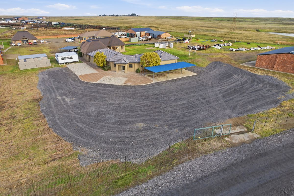 Secure Industrial Facility Near Sasol Charlie 5 - Photo 2