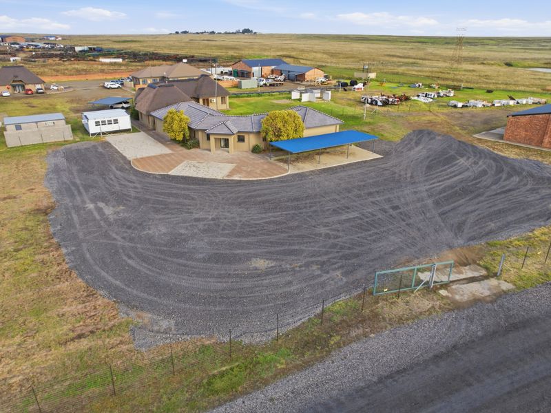 Secure Industrial Facility Near Sasol Charlie 5 - Photo 2