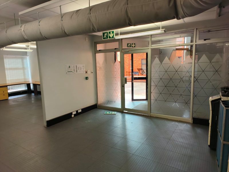 246m2 Premium Office To Let in Centurion | SuidPark Business Park | Move-In Ready - Photo 6