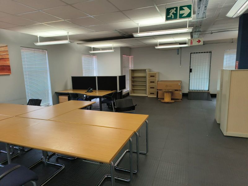 246m2 Premium Office To Let in Centurion | SuidPark Business Park | Move-In Ready - Photo 5