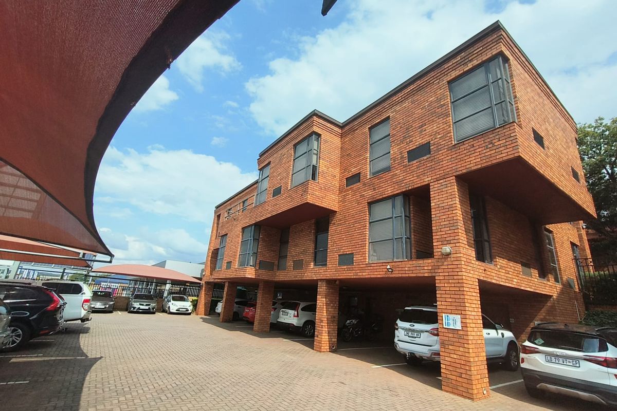 246m2 Premium Office To Let in Centurion | SuidPark Business Park | Move-In Ready - Photo 2