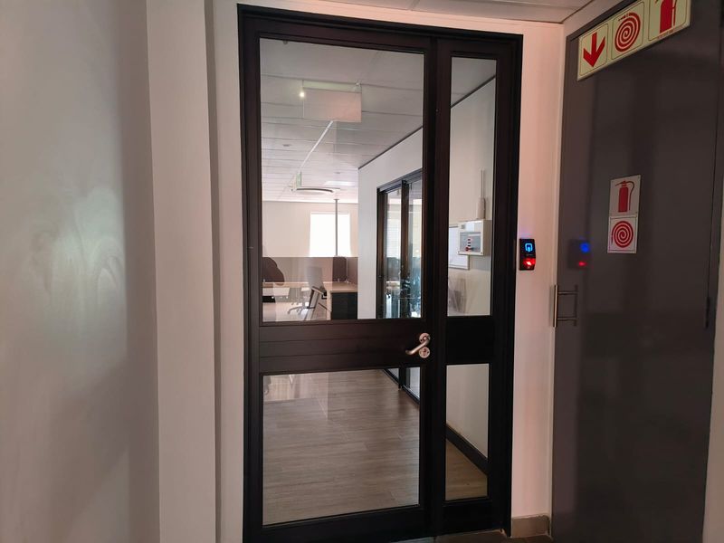 Premium Office Space To Let in Centurion | Fully Fitted & Move-In Ready - Photo 5
