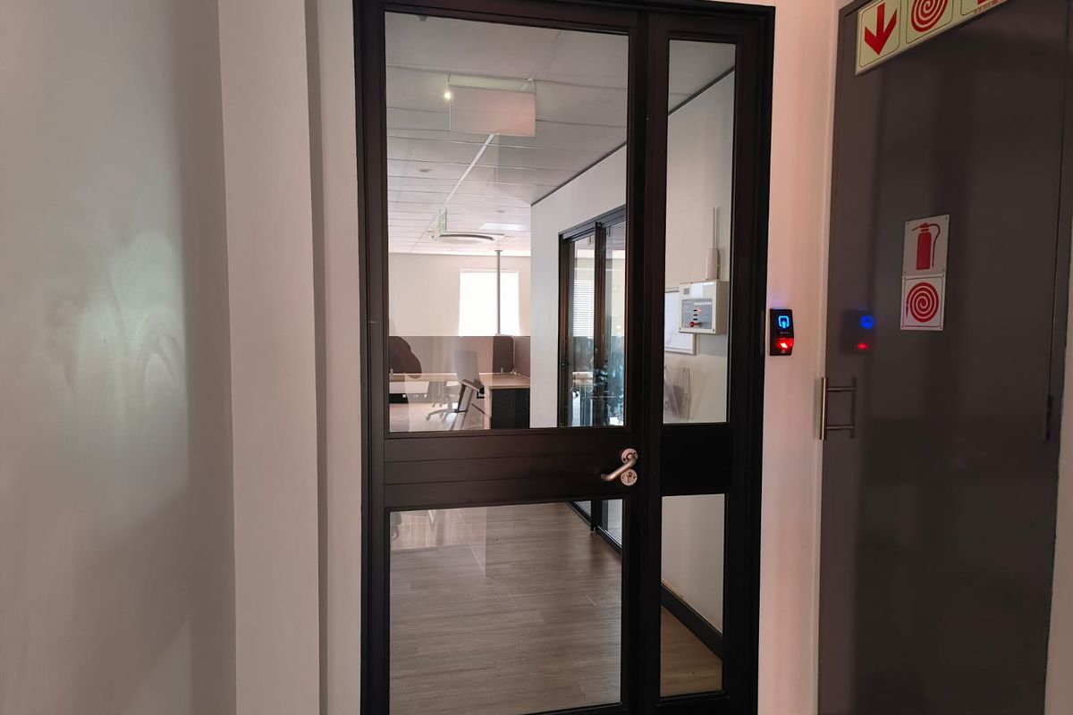 Premium Office Space To Let in Centurion | Fully Fitted & Move-In Ready - Photo 5