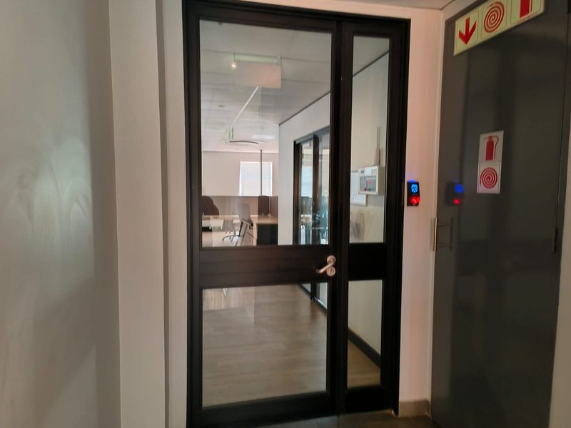 Premium Office Space To Let in Centurion | Fully Fitted & Move-In Ready - Photo 4