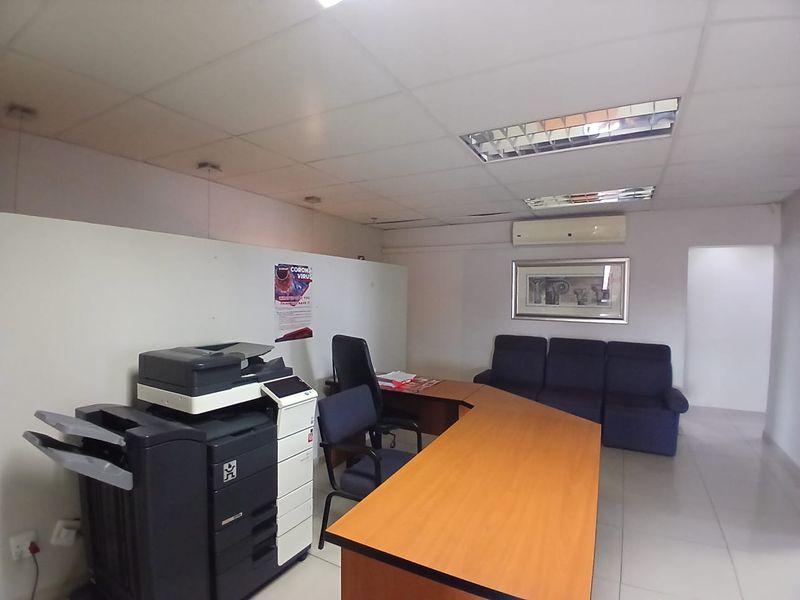 Work Above the Rest - Photo 7