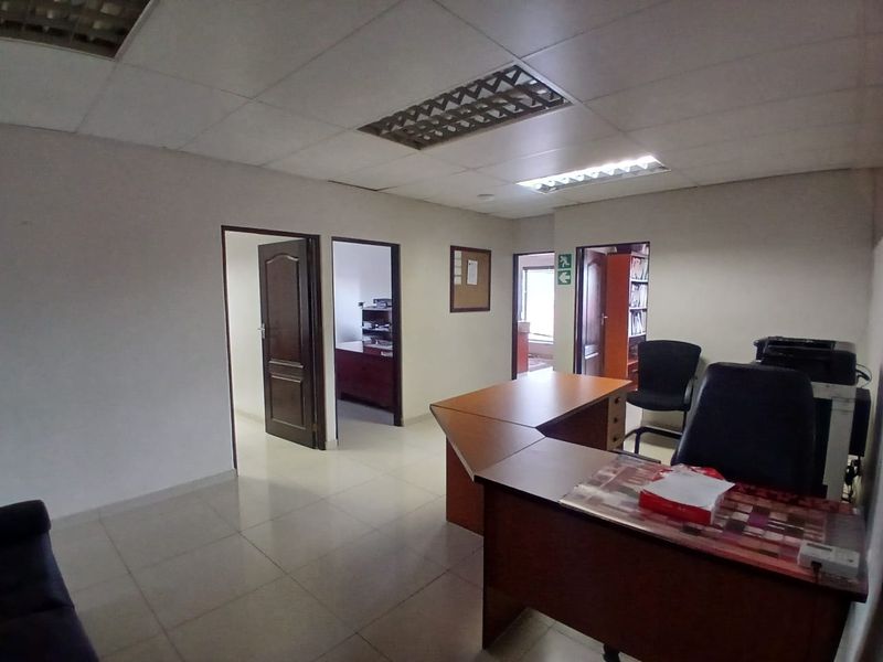 Work Above the Rest - Photo 4