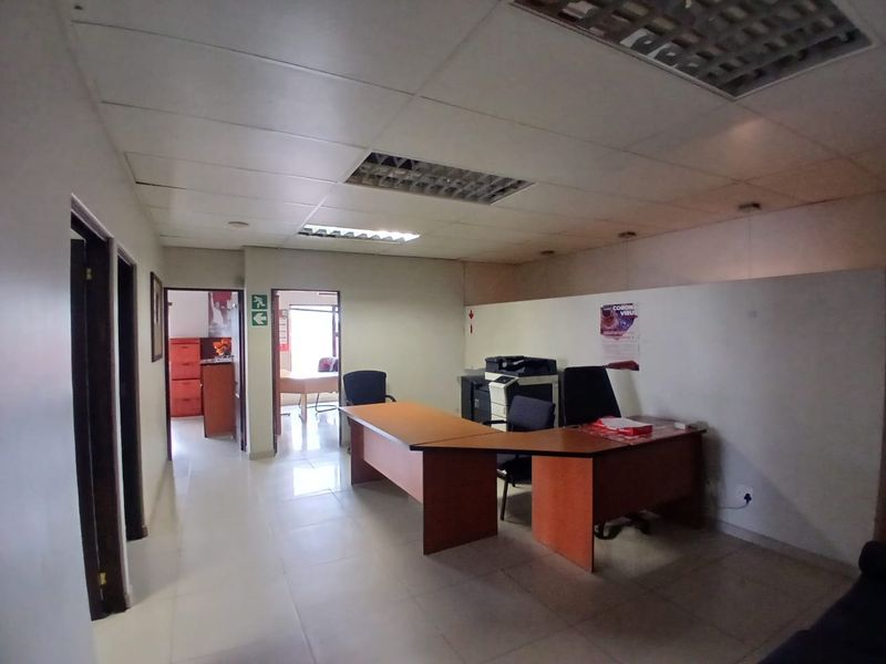 Work Above the Rest - Photo 3