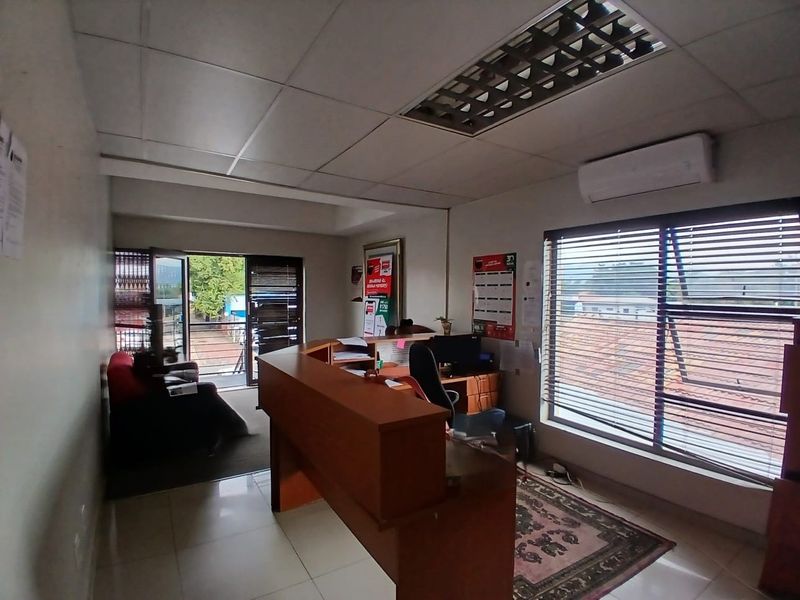 Work Above the Rest - Photo 2