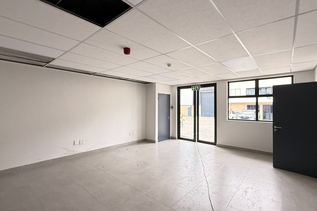 Premium AAA-Grade Warehouse To Let in Samrand, High-Clearance, Prime Logistics Exposure - Photo 4