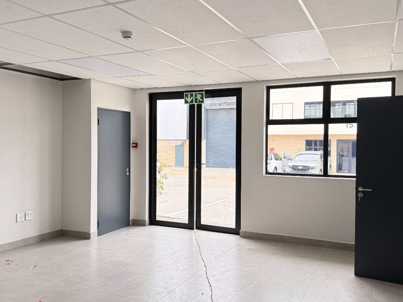 Premium AAA-Grade Warehouse To Let in Samrand, High-Clearance, Prime Logistics Exposure - Photo 3