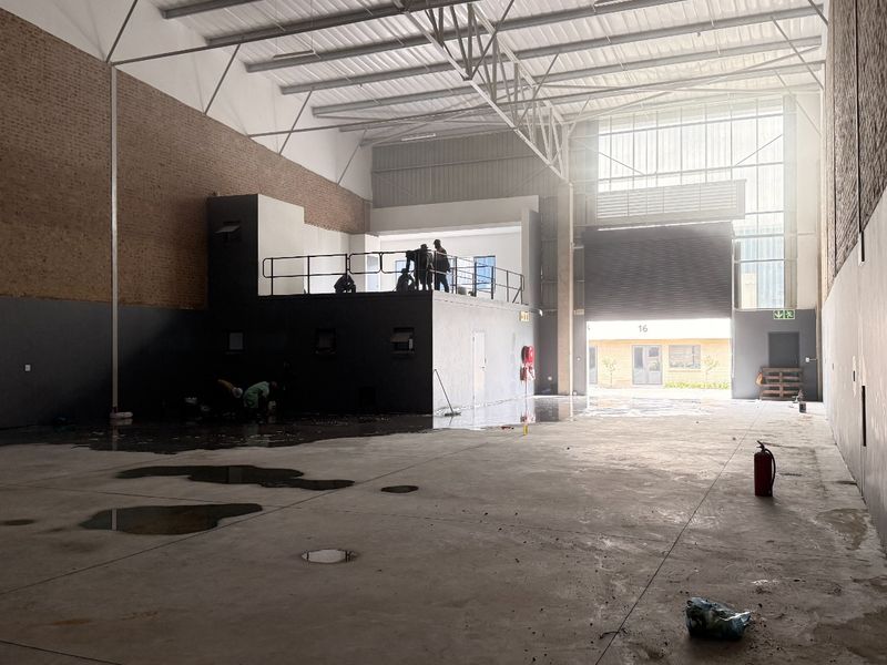 Premium AAA-Grade Warehouse To Let in Samrand, High-Clearance, Prime Logistics Exposure - Photo 10