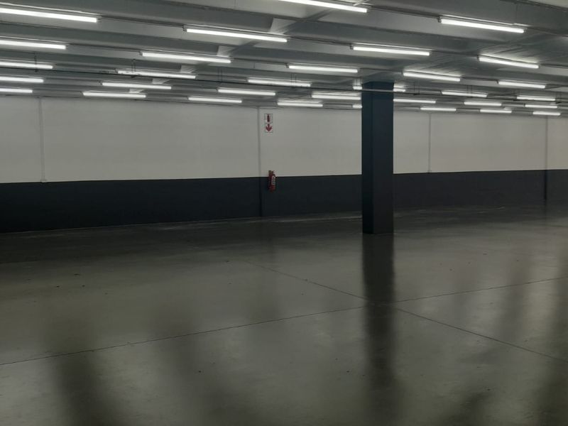 Open Plan Warehouse with Dual Access for Efficient Operations, Kyalami - Photo 8
