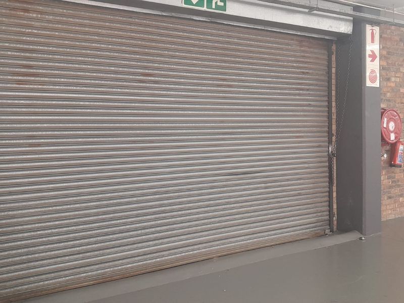 Open Plan Warehouse with Dual Access for Efficient Operations, Kyalami - Photo 9