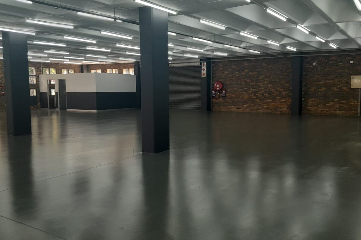 Open Plan Warehouse with Dual Access for Efficient Operations, Kyalami - Photo 3