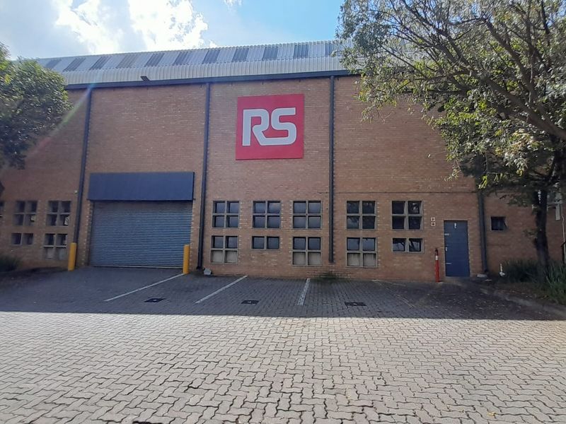 Open Plan Warehouse with Dual Access for Efficient Operations, Kyalami - Photo 2