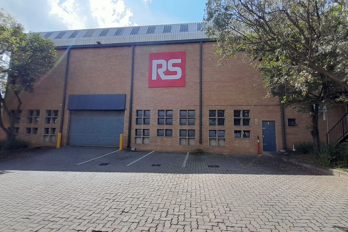 Open Plan Warehouse with Dual Access for Efficient Operations, Kyalami - Photo 2