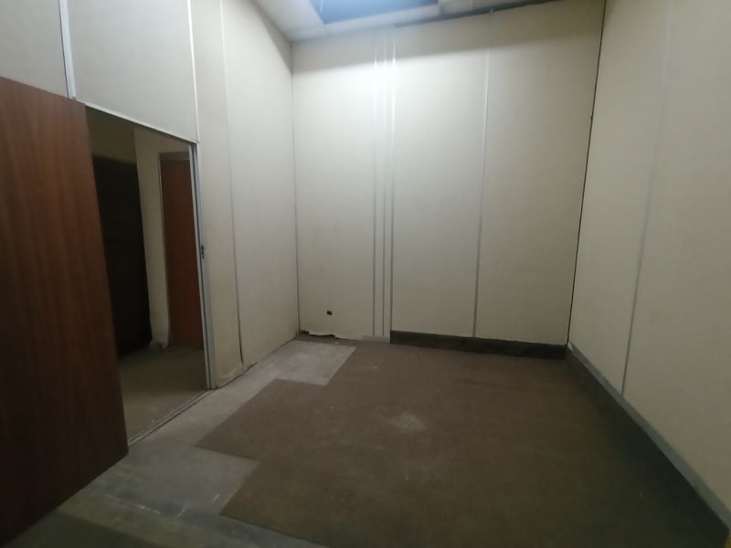 Prime Commercial Retail Space To Let | Main Reef Road, Randfontein - Photo 9