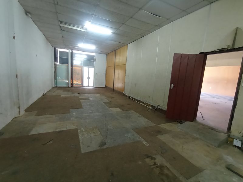 Prime Commercial Retail Space To Let | Main Reef Road, Randfontein - Photo 7