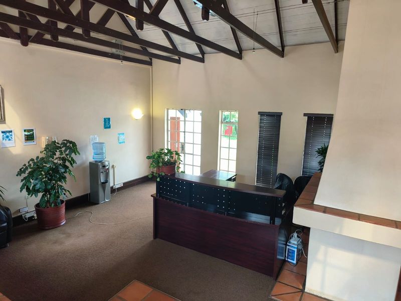 675m2 Freestanding Office Building For Sale in Die Hoewes, Centurion - Photo 7