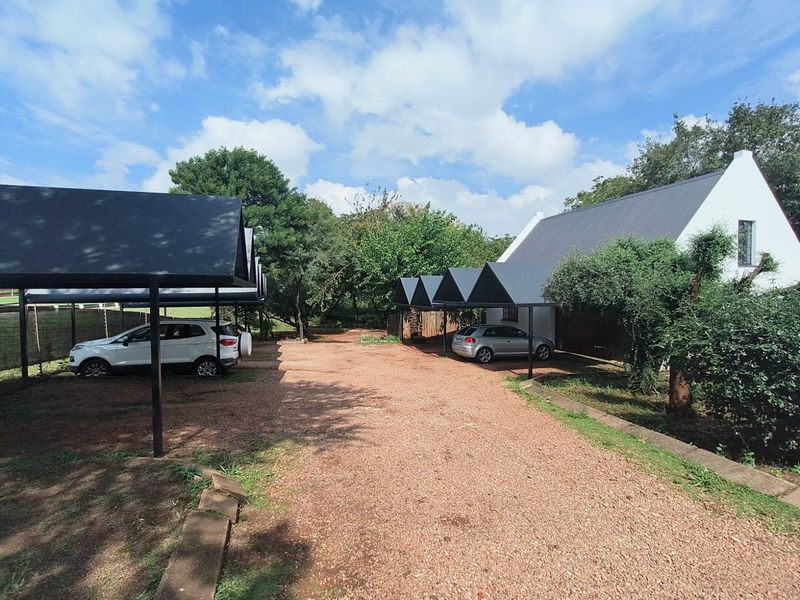 675m2 Freestanding Office Building For Sale in Die Hoewes, Centurion - Photo 4