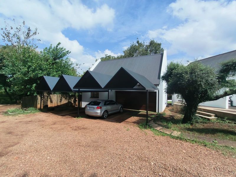 675m2 Freestanding Office Building For Sale in Die Hoewes, Centurion - Photo 5