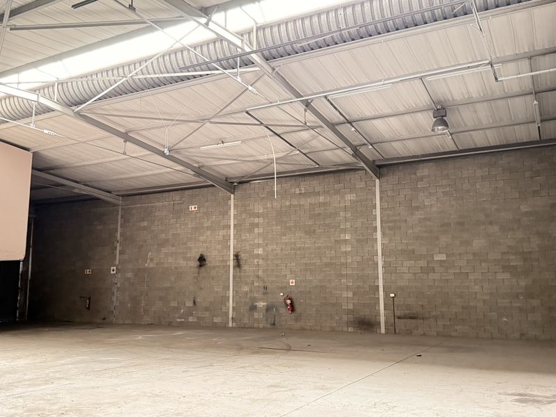 Standout 537m2 Warehouse in Samrand, Superlink Access, Premium Offices & Prime N1 Exposure - Photo 9