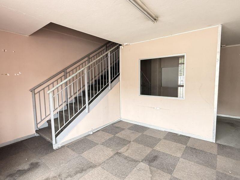 Standout 537m2 Warehouse in Samrand, Superlink Access, Premium Offices & Prime N1 Exposure - Photo 3