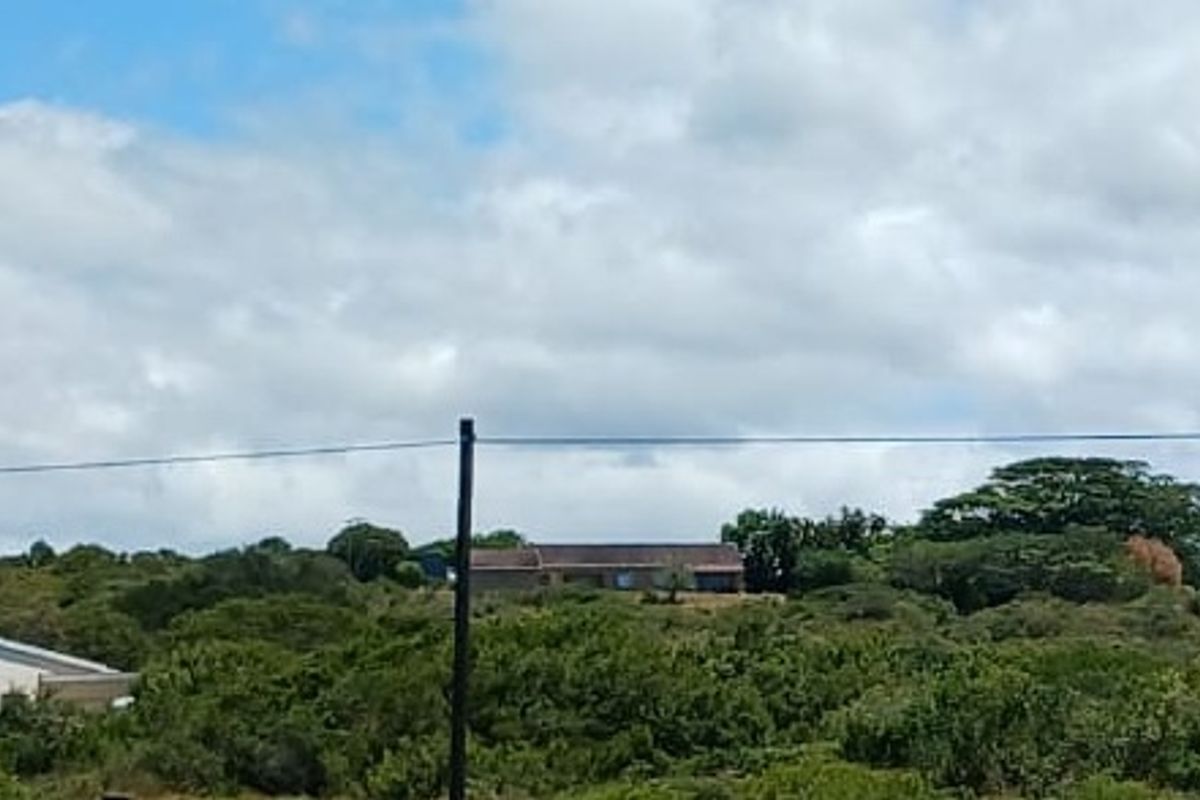 Scenic coastal farm with development potential - Photo 2