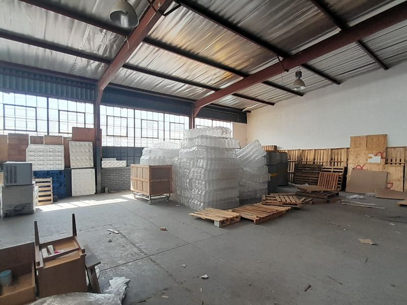 Compact Warehouse Space with Easy Access and Immediate Functionality, Midrand - Photo 10