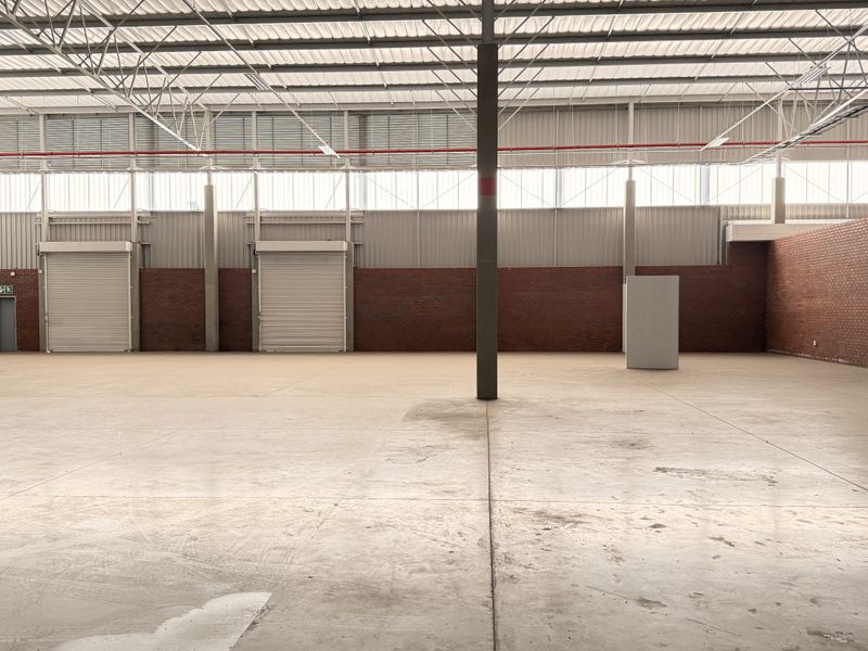 AAA-Grade 1,235m2 High-Clearance Warehouse To Let in Irene, Prime R21 Exposure - Photo 7