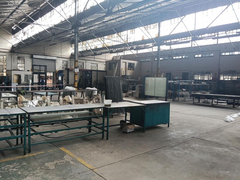 Industrial warehouse for sale - Photo 6