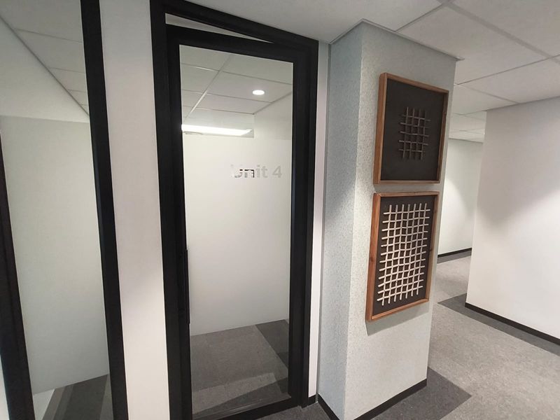 Strategic 116m2 Flexi Office Space To Let in Prime Die Hoewes Business Hub - Photo 9