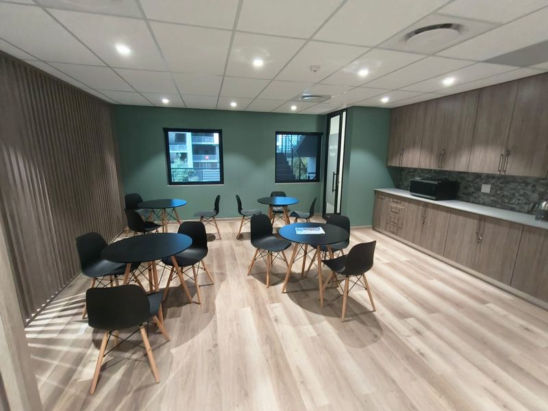 Position Your Business at the Top with a High-Impact 137m2 Office in West End Office Park, Die Hoewe - Photo 9