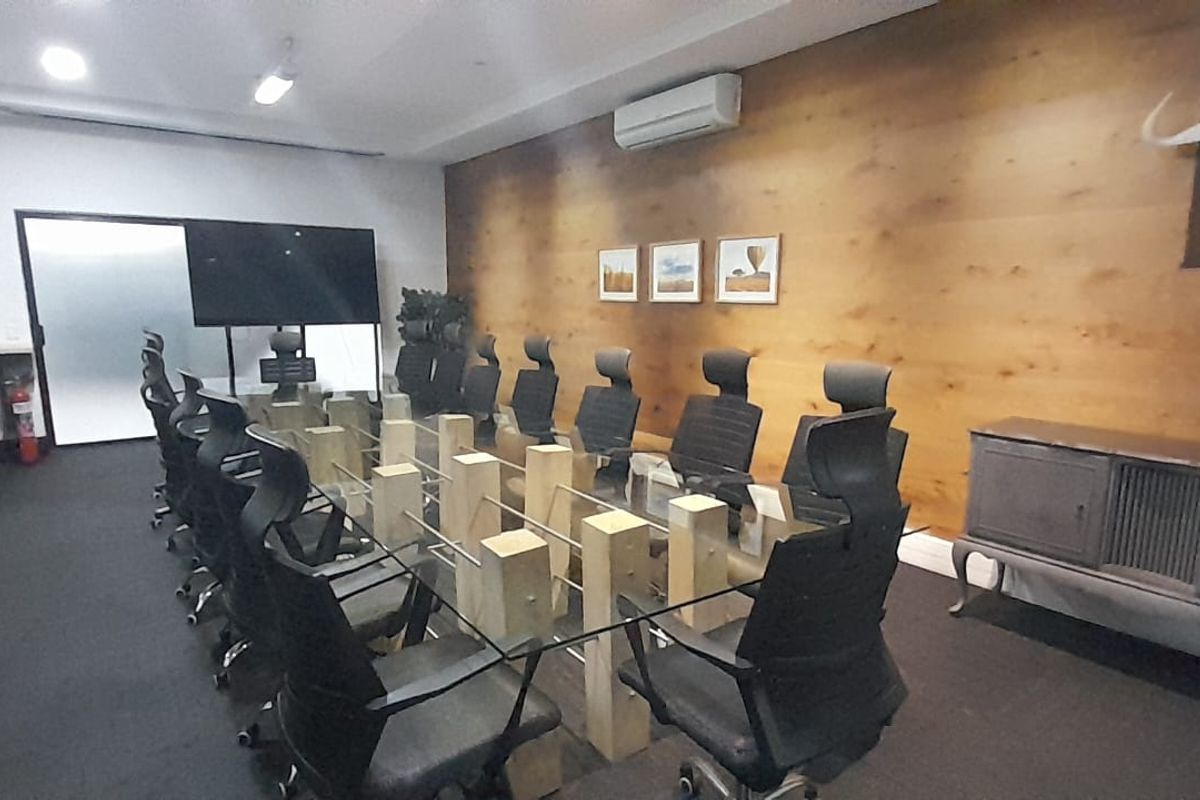 Small Office Space Full Service Setup Zero Hassle To Let In Kyalami - Photo 2