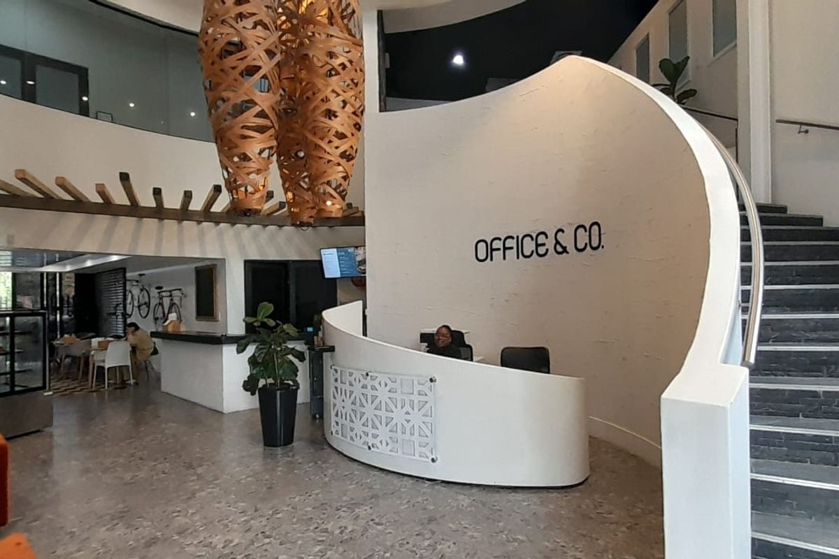 Efficient Team Space in a Fully Managed Business Environment in Midrand - Photo 2