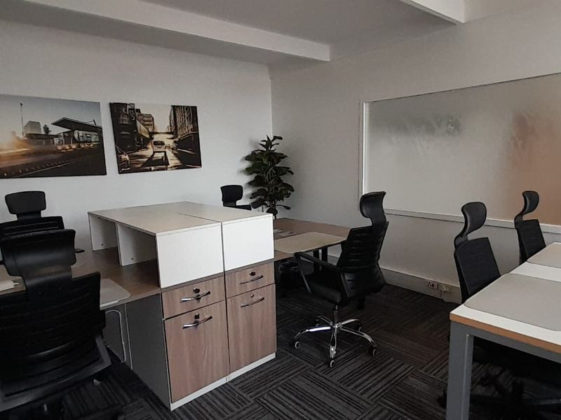 Efficient Team Space in a Fully Managed Business Environment in Midrand - Photo 5