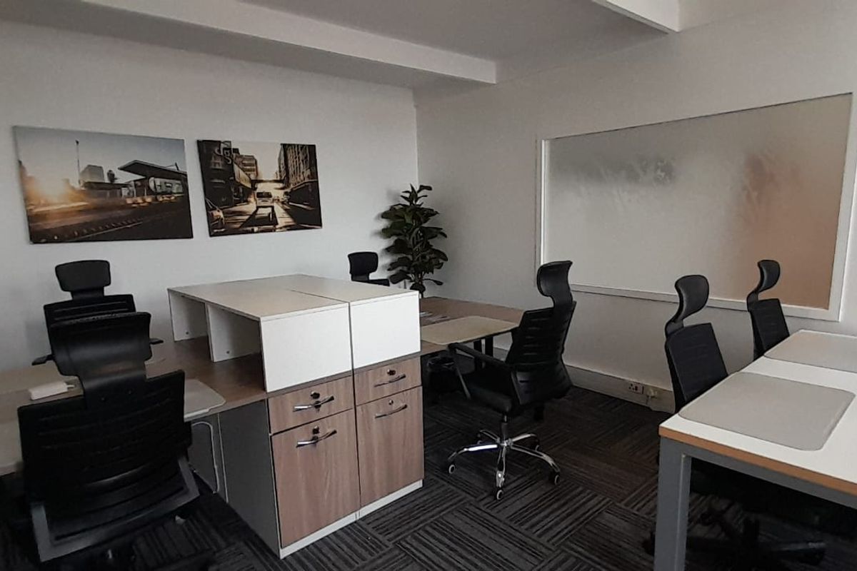 Efficient Team Space in a Fully Managed Business Environment in Midrand - Photo 5