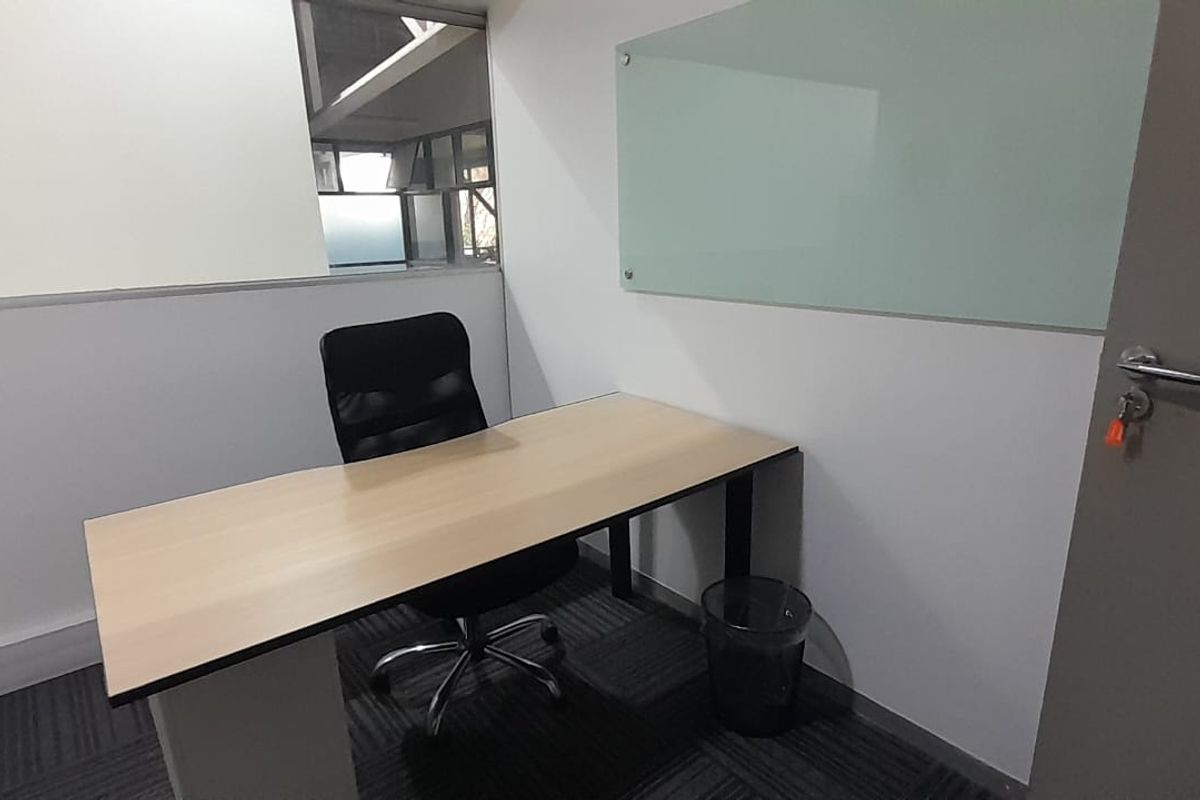 Minimal Space Maximum Function Office To Let In Kyalami - Photo 4