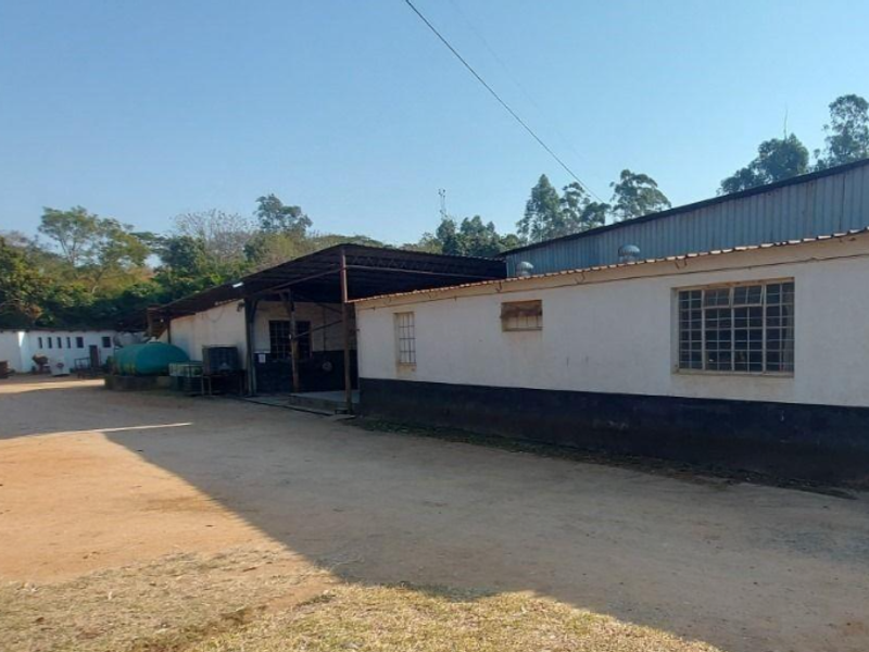 2.7 HACTARE FARM WITH OFFICE AND AMPLE STORAGE OPTIONS- PERFECT FOR LARGE MACHINERY AND TRUCKS - Photo 2