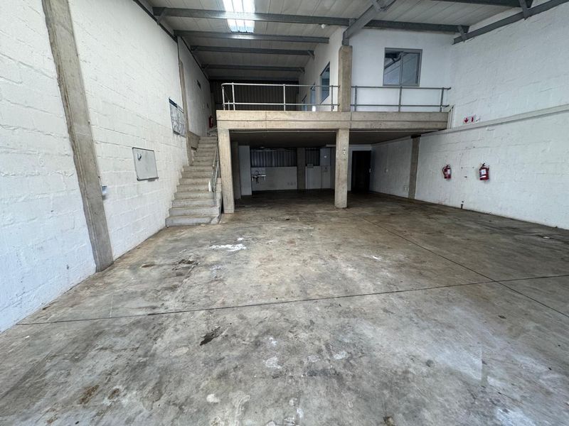 Light Industrial Unit For Sale or To Let in Micro Park, Cornubia - Photo 4