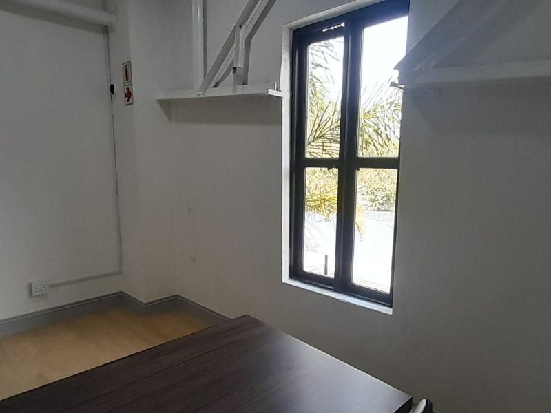 Compact High Functioning Workspace Without the Overhead in Midrand - Photo 6