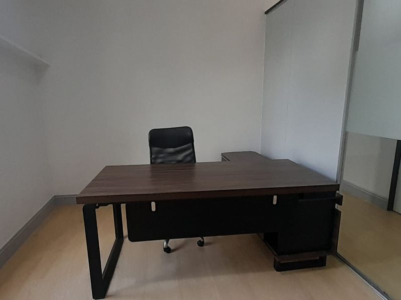 Compact High Functioning Workspace Without the Overhead in Midrand - Photo 4