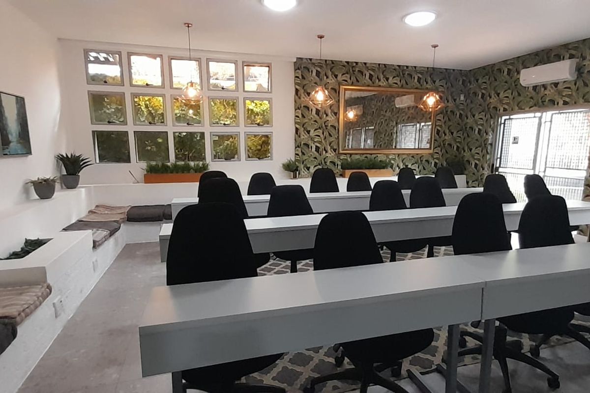 To Let, Efficient Fully Serviced Office with Zero Setup Required in Kyalami - Photo 3