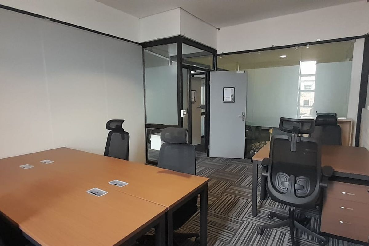 To Let, Efficient Fully Serviced Office with Zero Setup Required in Kyalami - Photo 5