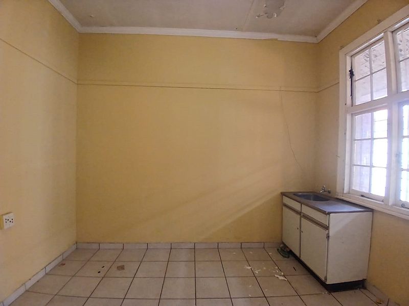 Perfectly Sized Office Solution - Photo 7