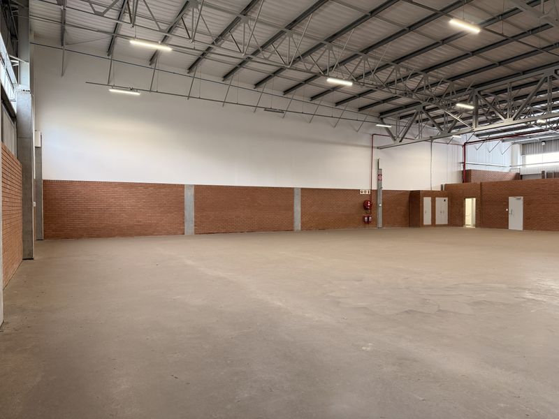 Immaculate 730m2 Warehouse To Let in Eco Glades 3, Prime Highveld Industrial Location - Photo 10