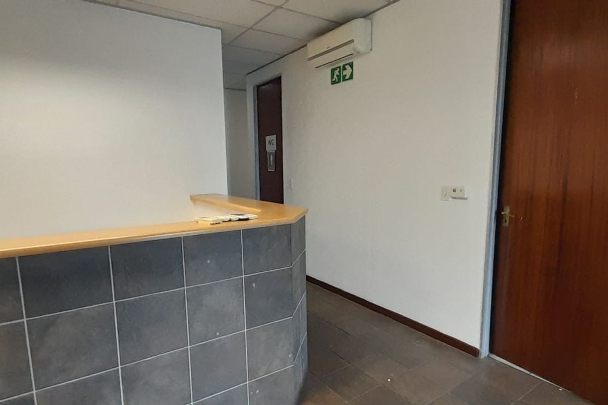 Warehouse and Office Combo Built for Practical Daily Operations, Kyalami - Photo 3