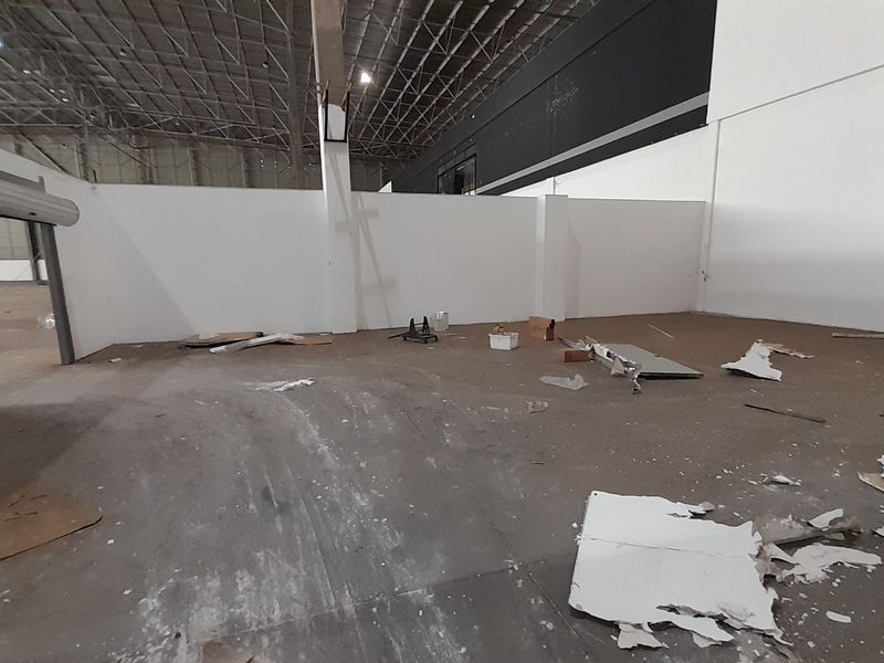 High-Exposure A-Grade Warehouse, Prime Midrand Logistics Hub with N1 Exposure - Photo 5